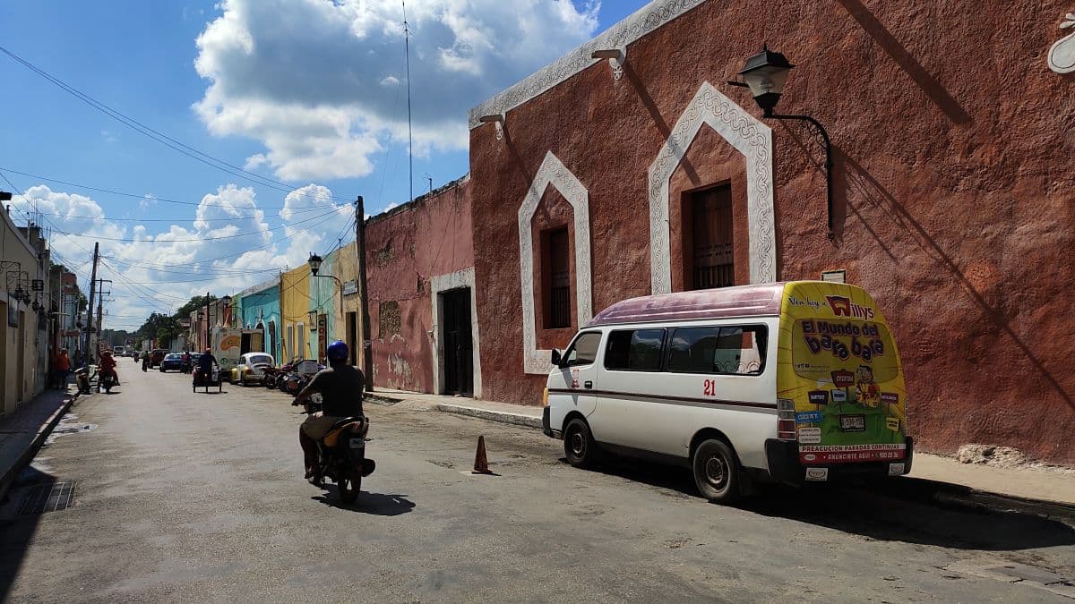 Zwiedzanie Valladolid na Jukatanie - pieszo i rowerem.
